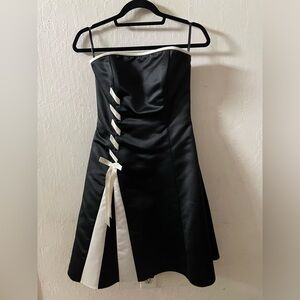 Jessica McClintock for Gunne Sax Black Strapless Dress